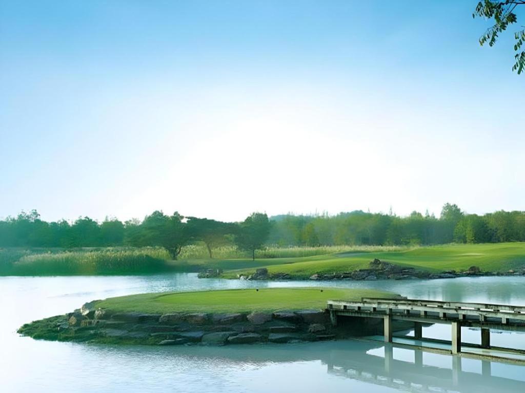 Lake View Hotel And Golf Club HHQ Exterior foto