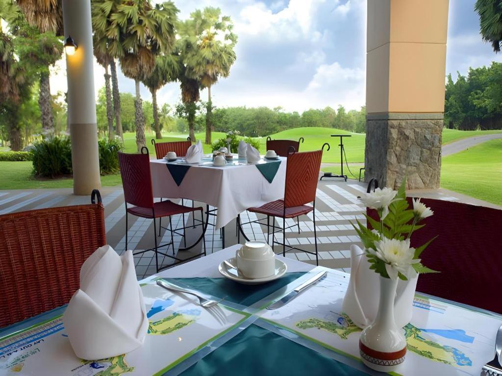 Lake View Hotel And Golf Club HHQ Exterior foto