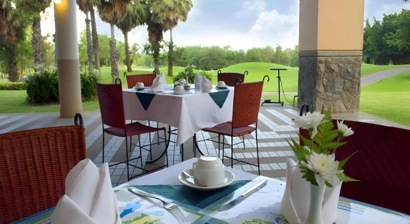 Lake View Hotel And Golf Club HHQ Exterior foto